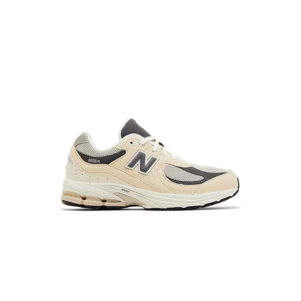 Кроссовки New Balance 2002R Big Kid 'Sandstone Magnet' 1