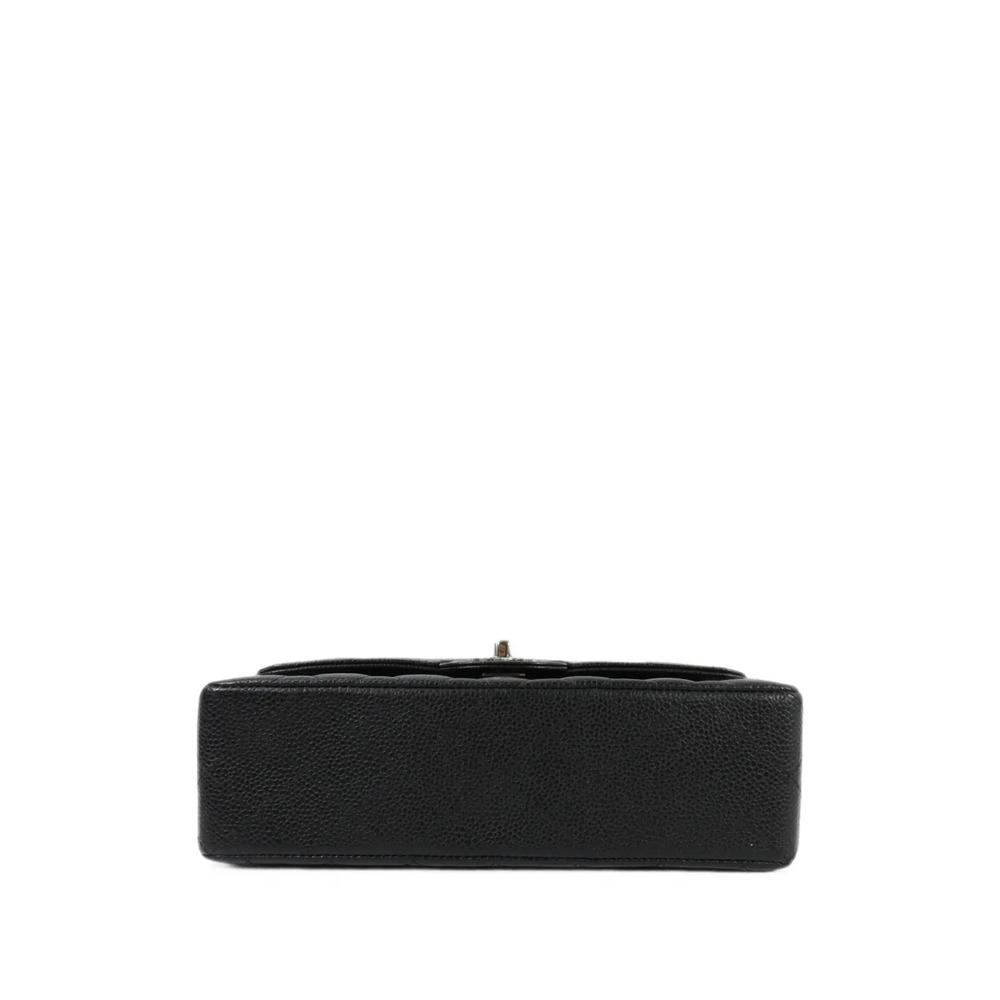 23 CC Classic Flap turn-lock shoulder bag 4