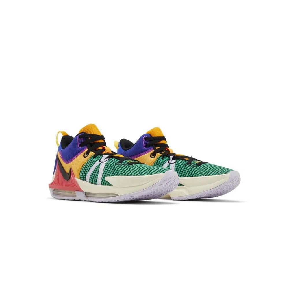 Кроссовки Nike LeBron Witness 7 'Multi-Color' 8