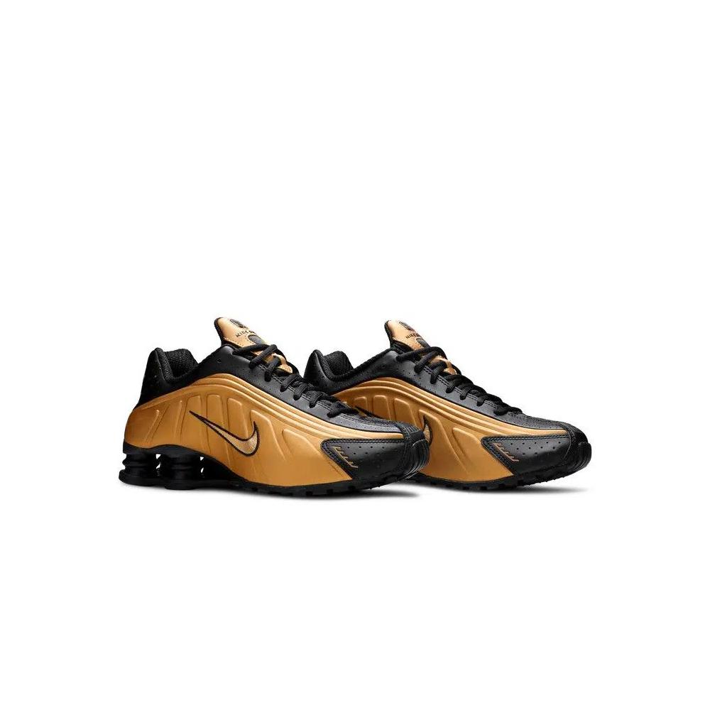 Кроссовки Nike Shox R4 'Metallic Gold' 8