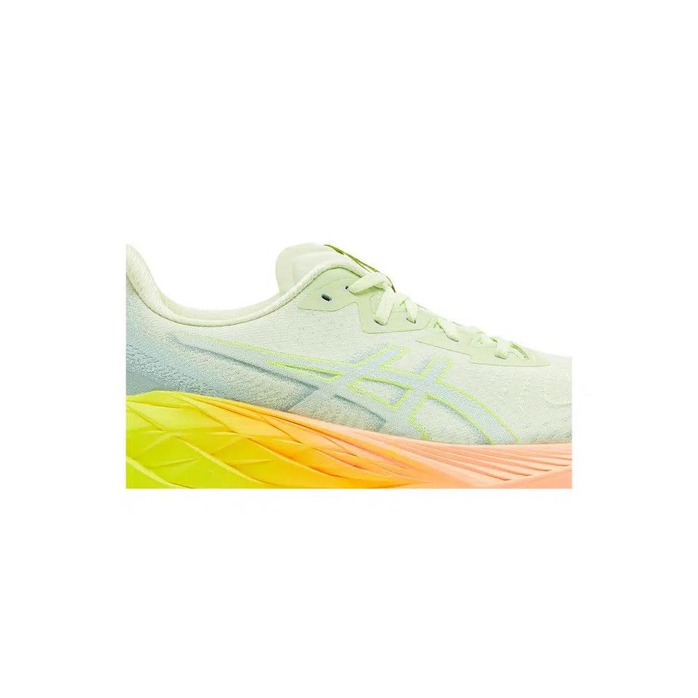 Кроссовки ASICS Novablast 4 'Paris' 2