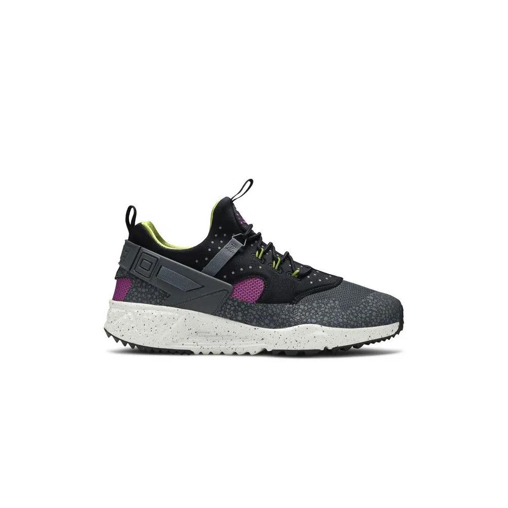 Кроссовки Nike Air Huarache Utility 'Medium Berry' 1