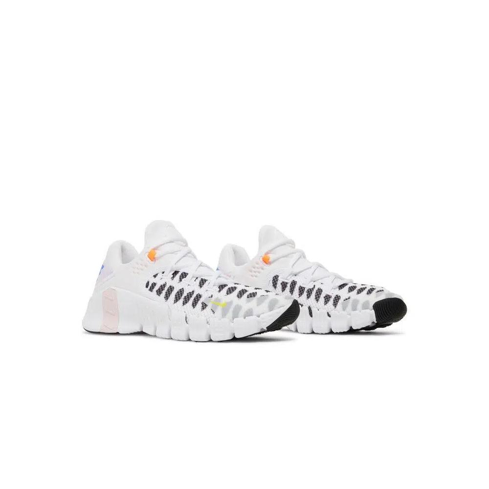 Кроссовки Nike Wmns Metcon 4 'Printed White Black' 8