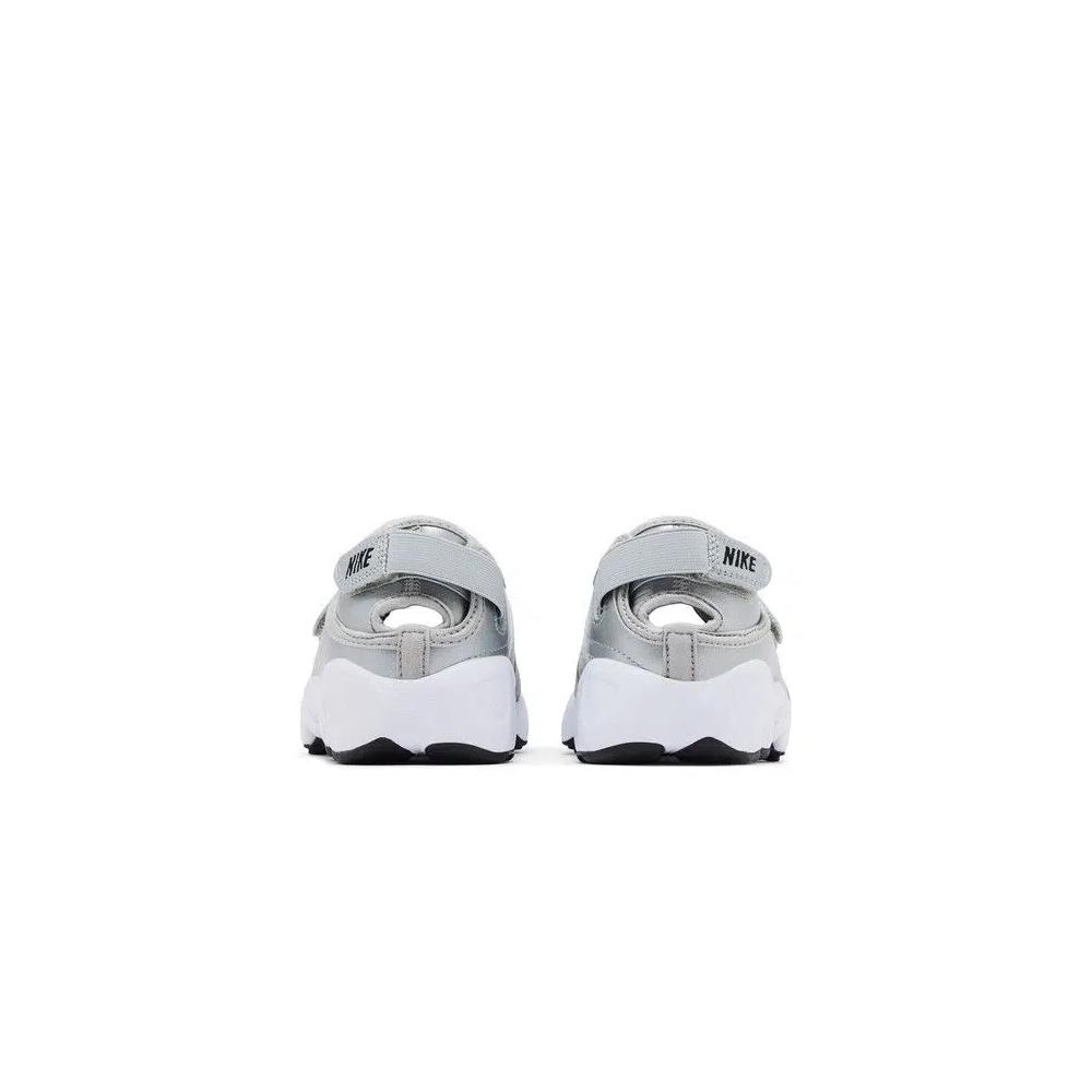 Кроссовки Nike Wmns Air Rift Premium «Metallic Silver Sail» 6