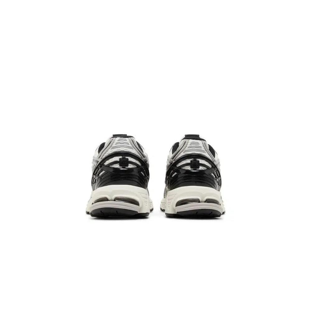 Кроссовки New Balance 1906R 'Silver Metallic Black' 6