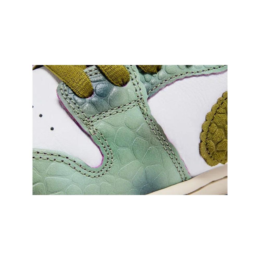 Кроссовки Alexis Sablone x Nike Dunk Low SB 'Chameleon' 10