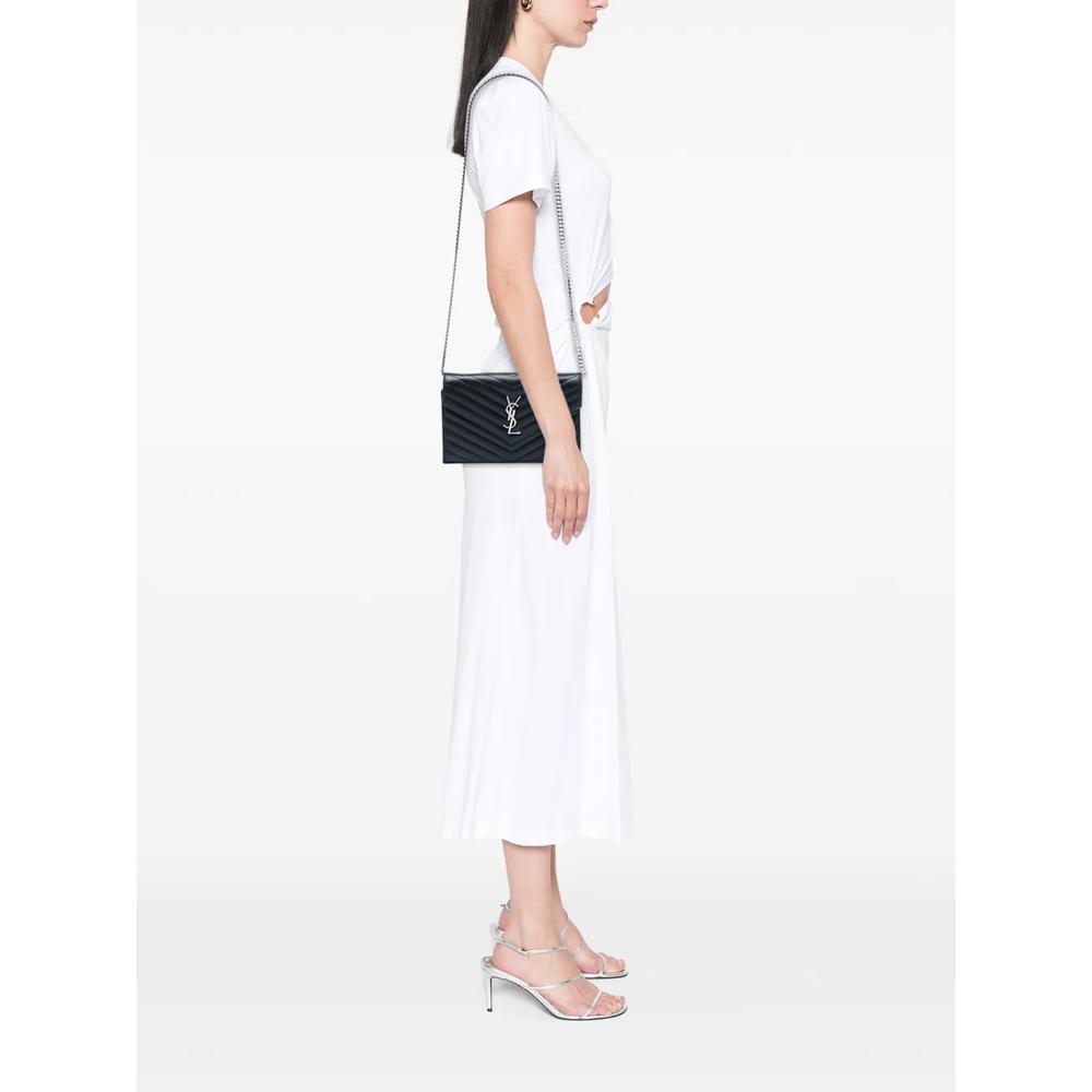 Сумка через плечо Grain De Poudre Chevron Cassandre Envelope Chain Wallet (2021 год) 2