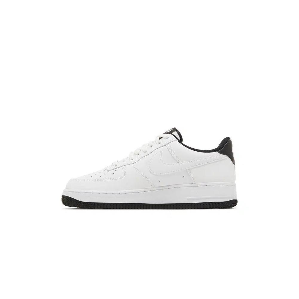 Кроссовки Nike Air Force 1 '07 LV8 'White Black' 3