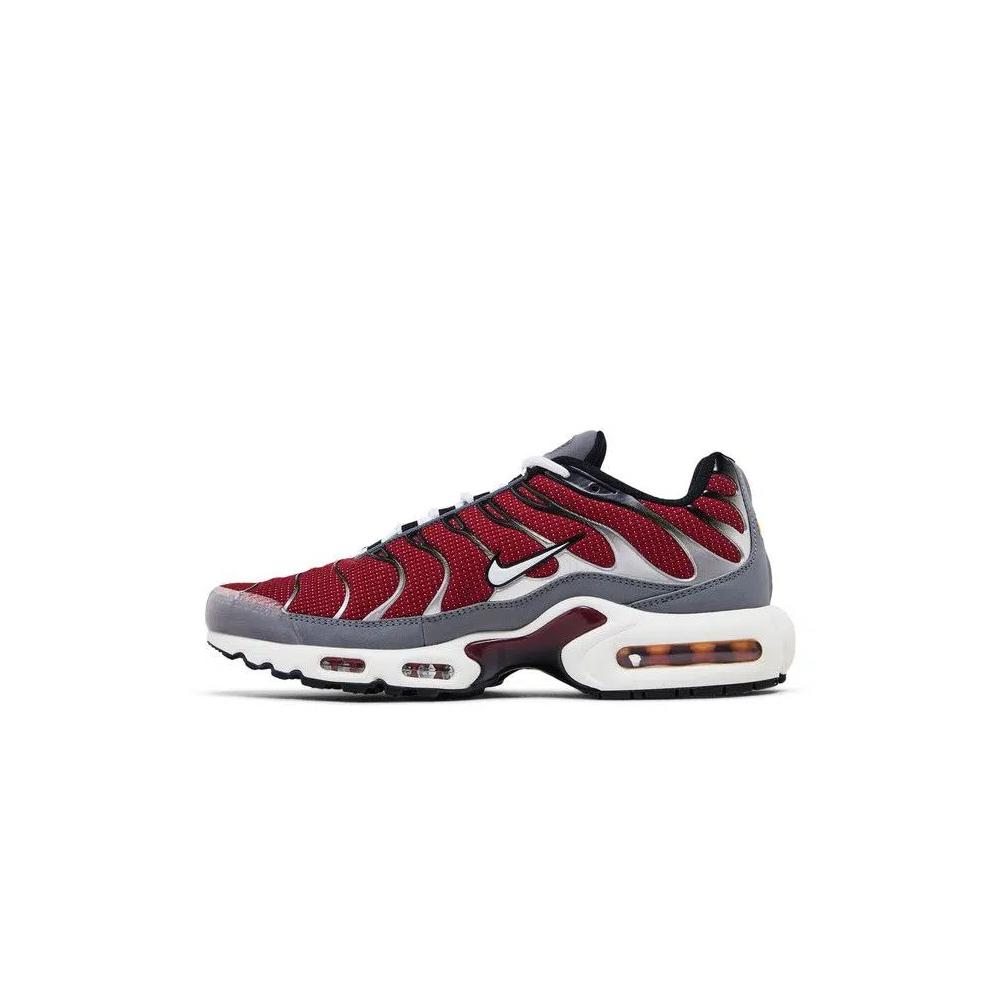 Кроссовки Nike Air Max Plus 'Team Red Cool Grey' 3