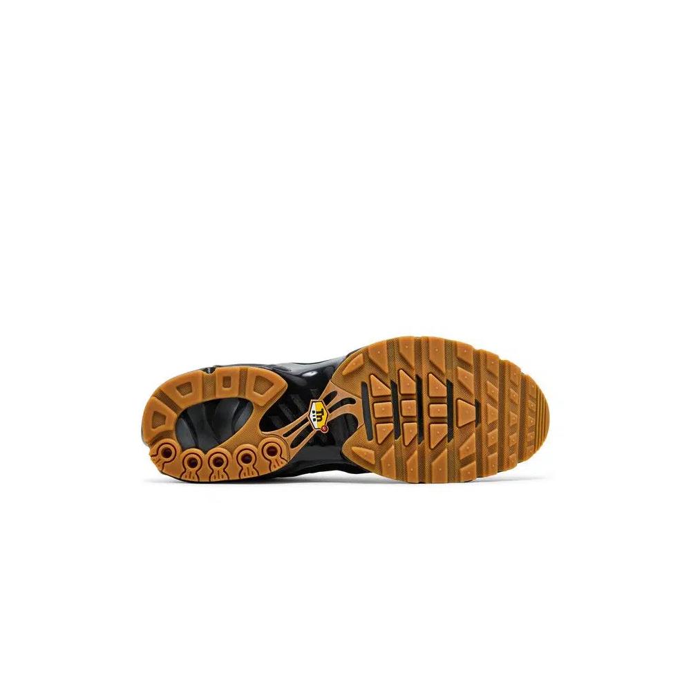 Кроссовки Nike Air Max Plus 'Black Gum Light Brown' 4