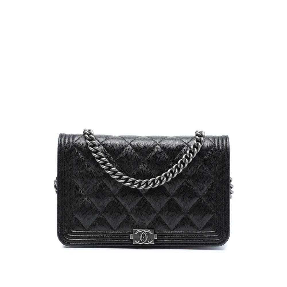 Стеганая сумка через плечо Quilted Caviar Boy Wallet on Chain (2020 год) 1