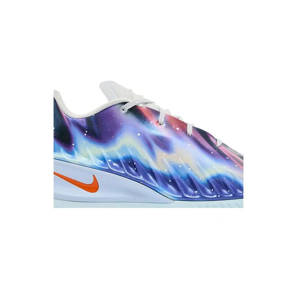 Баскетбольные кроссовки Nike GT Cut 4 CHBL 'White Galaxy' 2