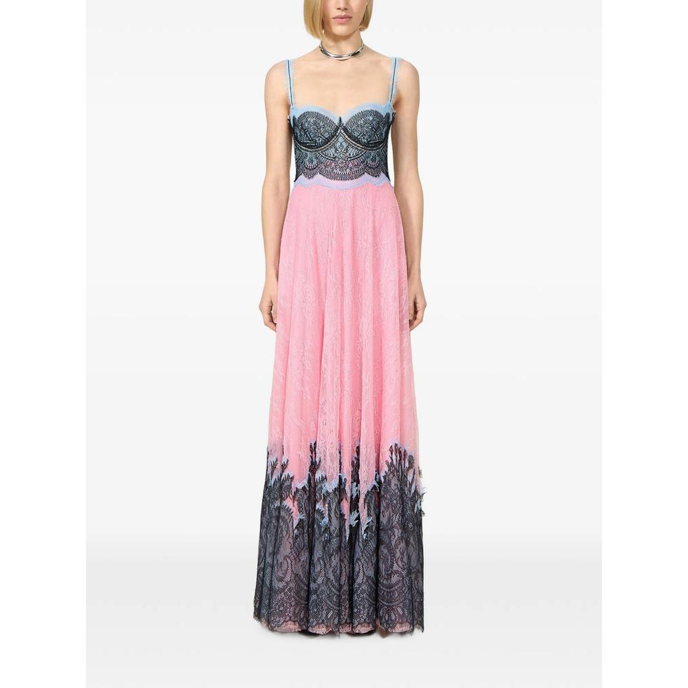 Gallie Chantilly lace gown 2