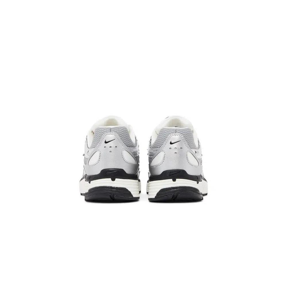 Кроссовки Nike P-6000 'Metallic Silver' 6