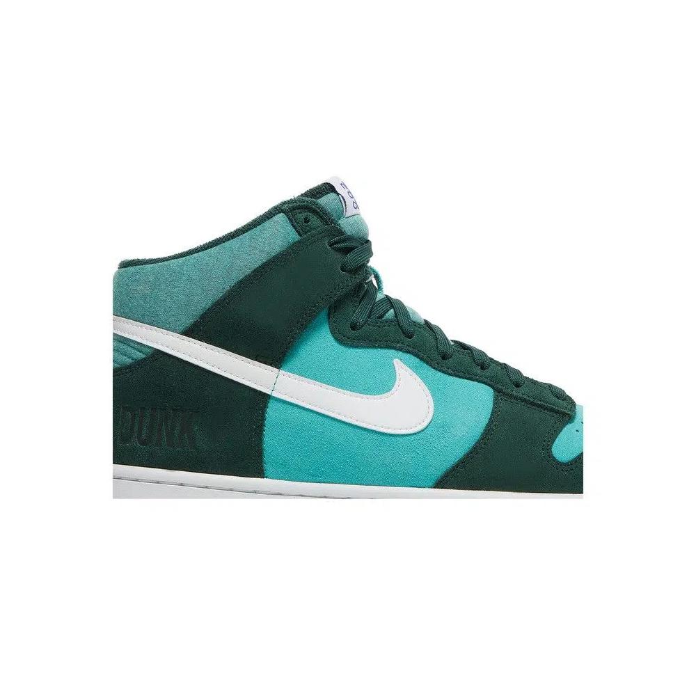 Кроссовки Nike Dunk High SE 'Athletic Club - Pro Green' 2