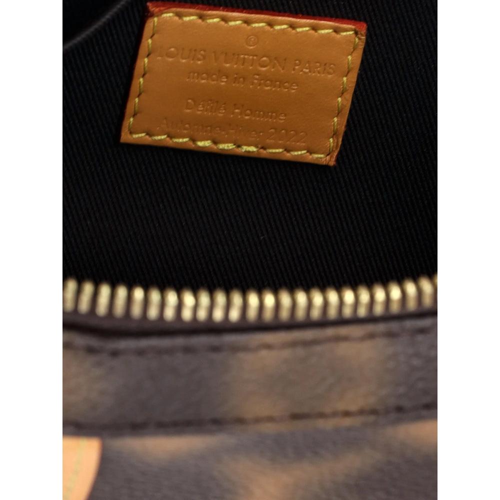 Soft Trunk Wallet Limited Edition Blurry Monogram Canvas crossbody bag 6