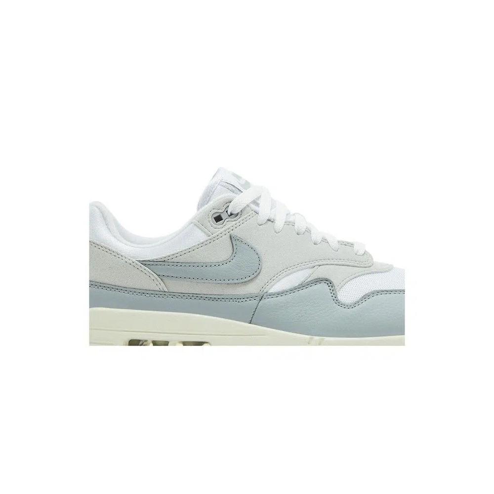 Кроссовки Nike Wmns Air Max 1 '87 'Pure Platinum' 2