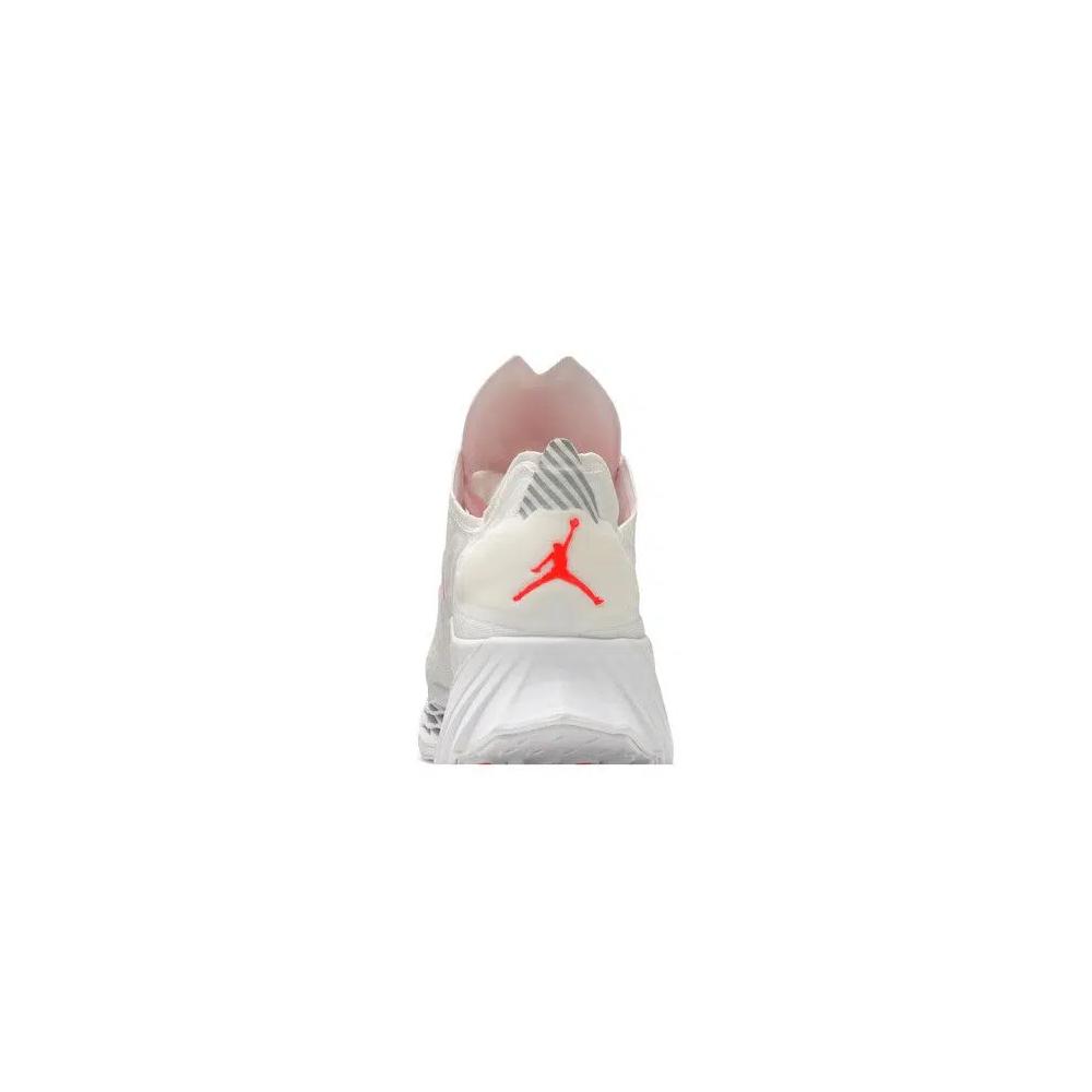 Кроссовки Air Jordan Zoom Trunner Ultimate 7