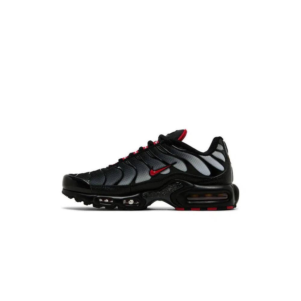 Кроссовки Nike Air Max Plus 'Black Gradient Red' 4
