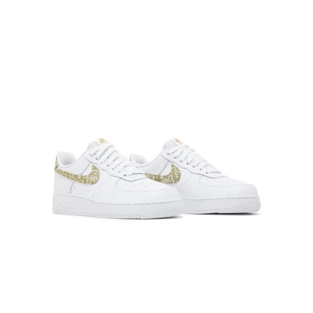 Кроссовки Nike Wmns Air Force 1 '07 Essential 'Barely Paisley' 8