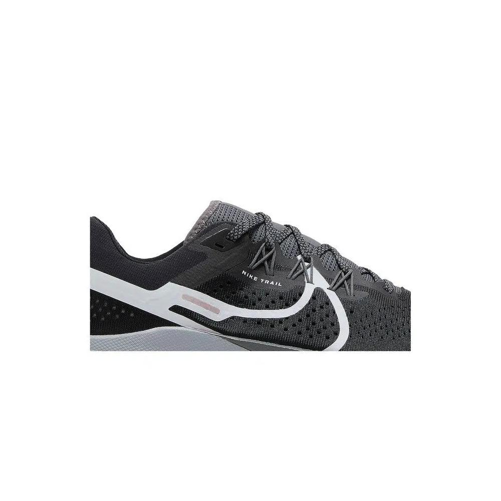 Кроссовки Nike Wmns React Pegasus Trail 4 'Black Dark Grey' 2