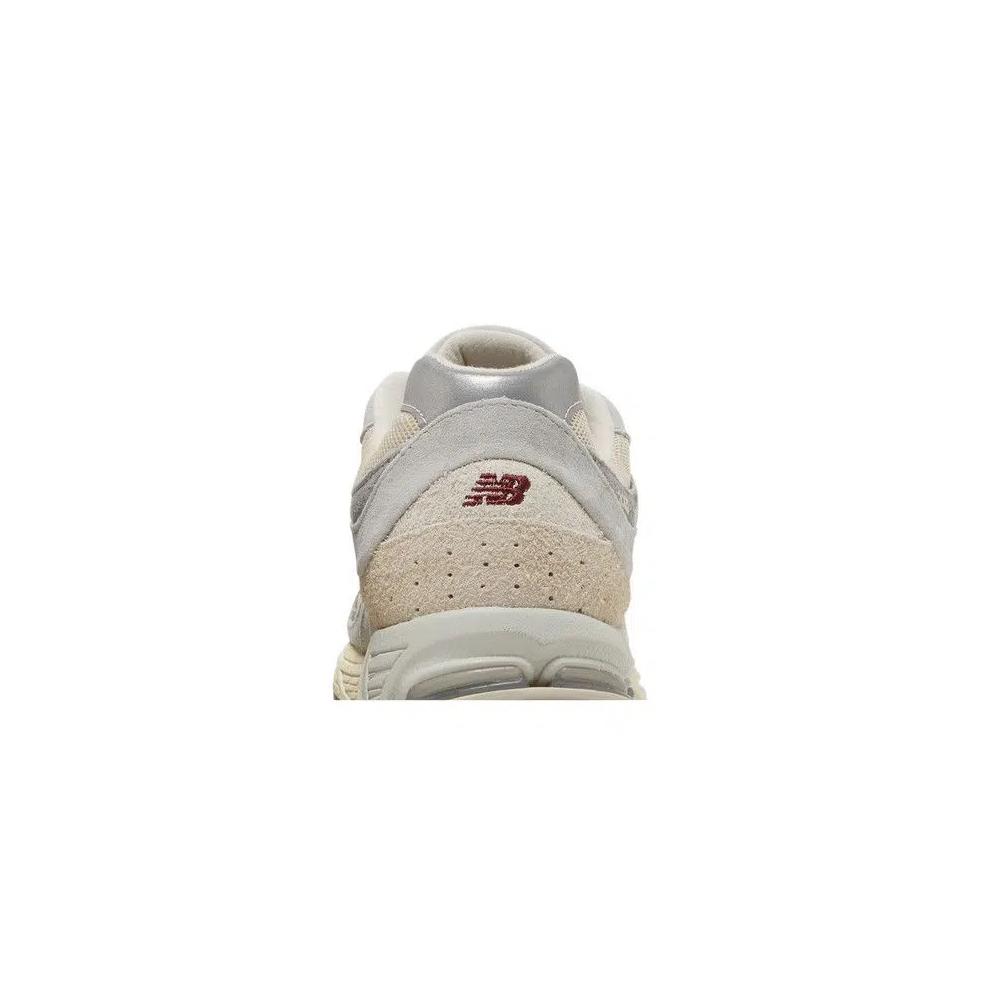 Кроссовки New Balance 2002R 'Lunar New Year - Concrete' 7