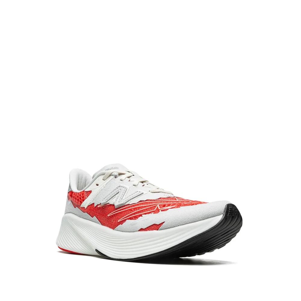 Кроссовки FuelCell RC Elite V2 из коллаборации со Stone Island 2