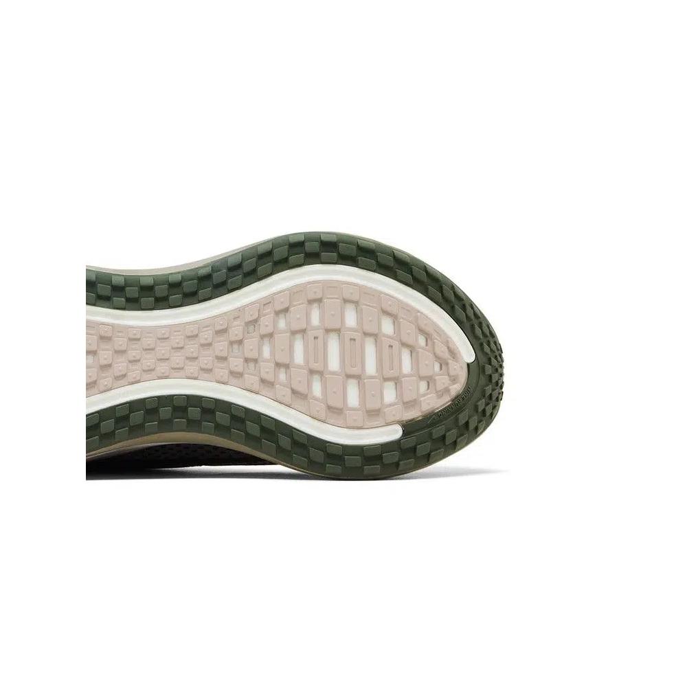 Кроссовки Nike Vomero Plus QS 'Off Noir Pecan Phantom' 5