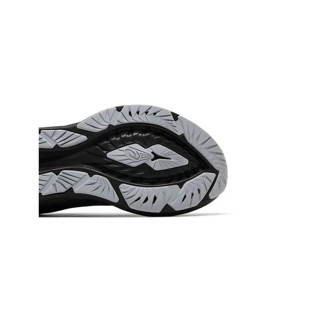 Кроссовки ASICS Novablast 4 Wide 'Black Graphite Grey' 5