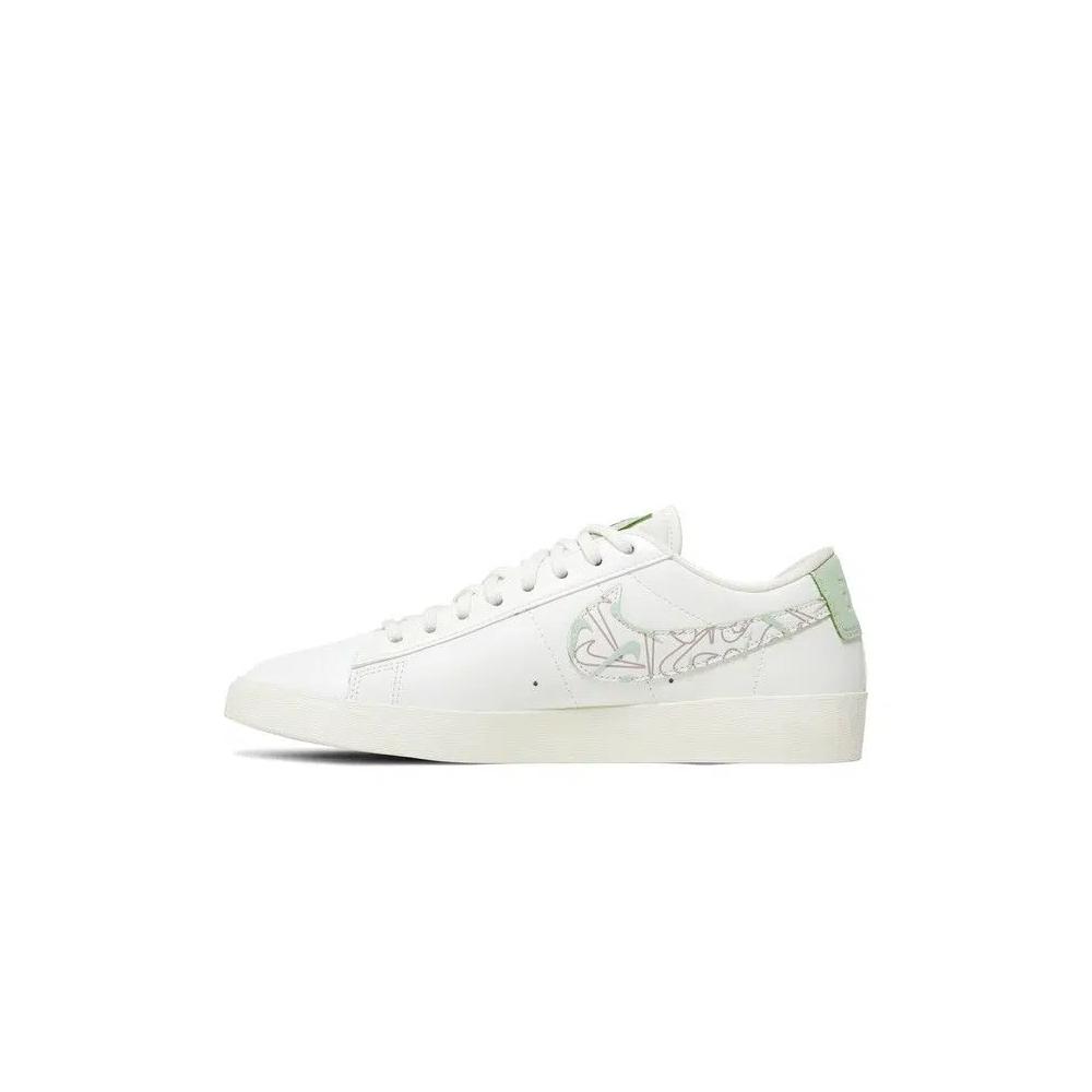 Кроссовки Nike Wmns Blazer Low SE 'Valentine's Day' 3