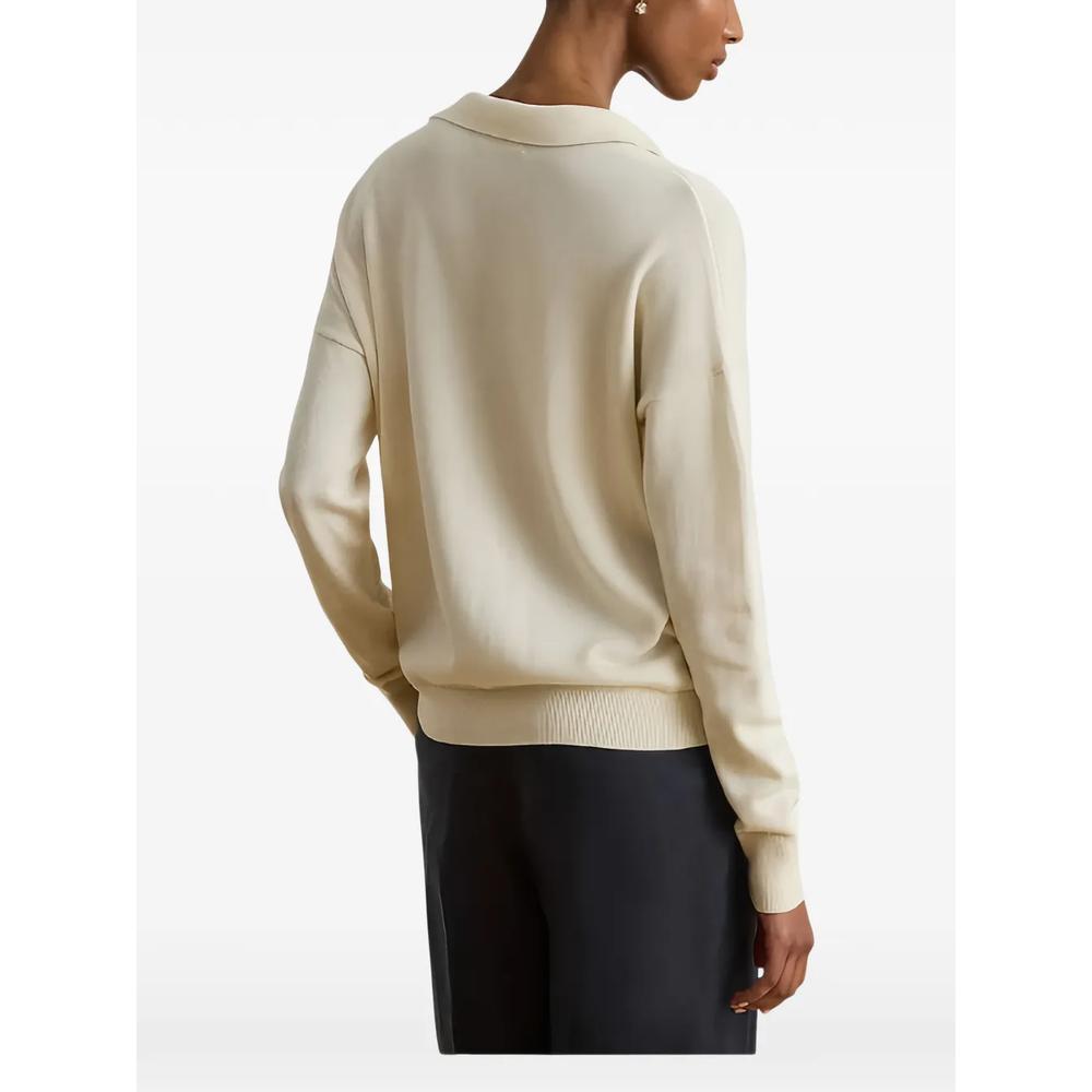 V-neck collared sweater 3