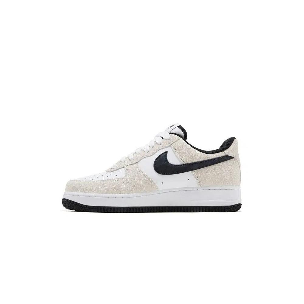 Кроссовки Nike Air Force 1 '07 LV8 'Photon Dust Black' 3