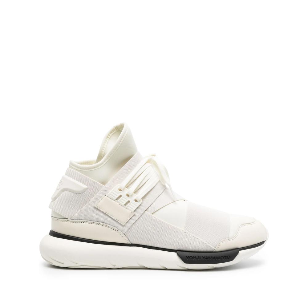 Высокие кроссовки Qasa из коллаборации с adidas 1