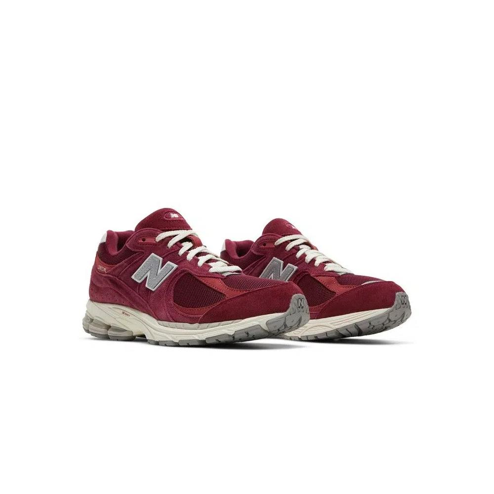 Кроссовки New Balance 2002R 'Suede Pack - Garnet Deep Earth Red' 8