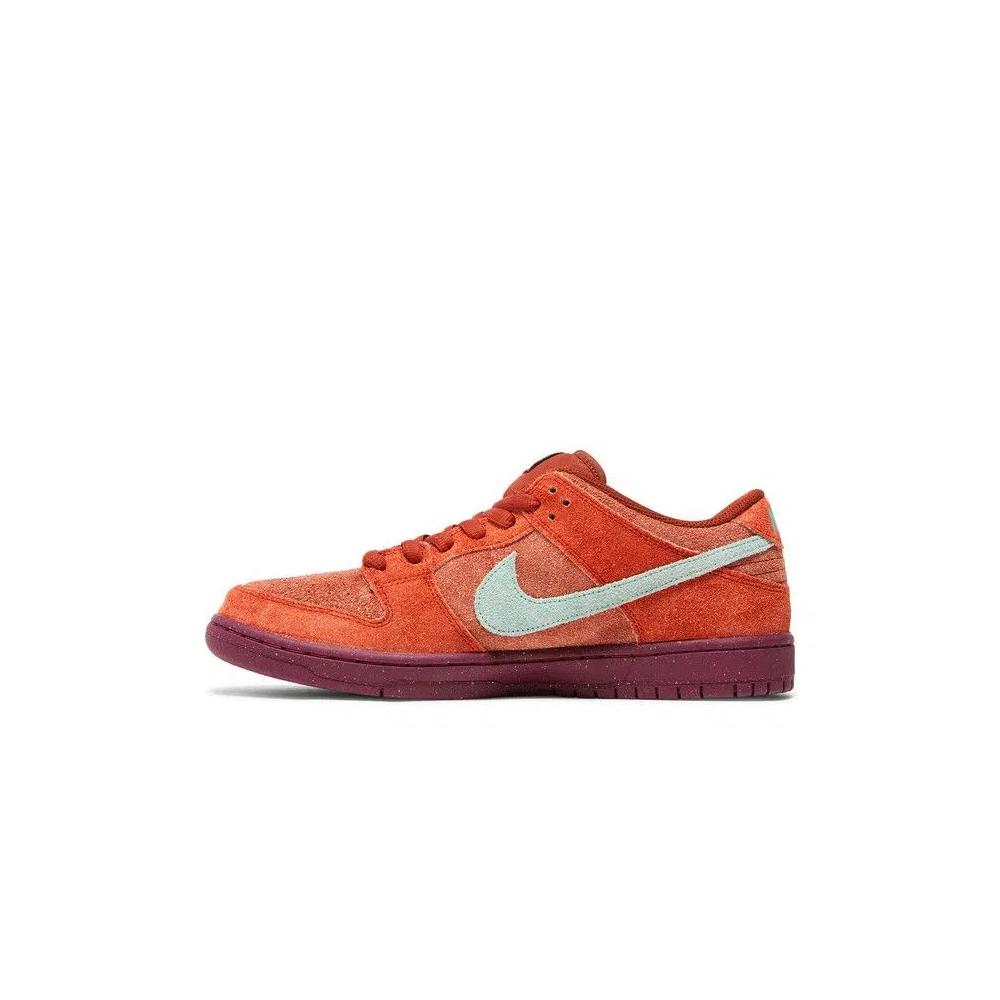 Кроссовки Nike Dunk Low SB 'Mystic Red' 3