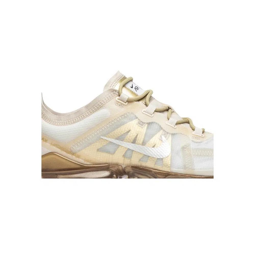 Кроссовки Nike Wmns Air VaporMax 2019 'White Gold' 2