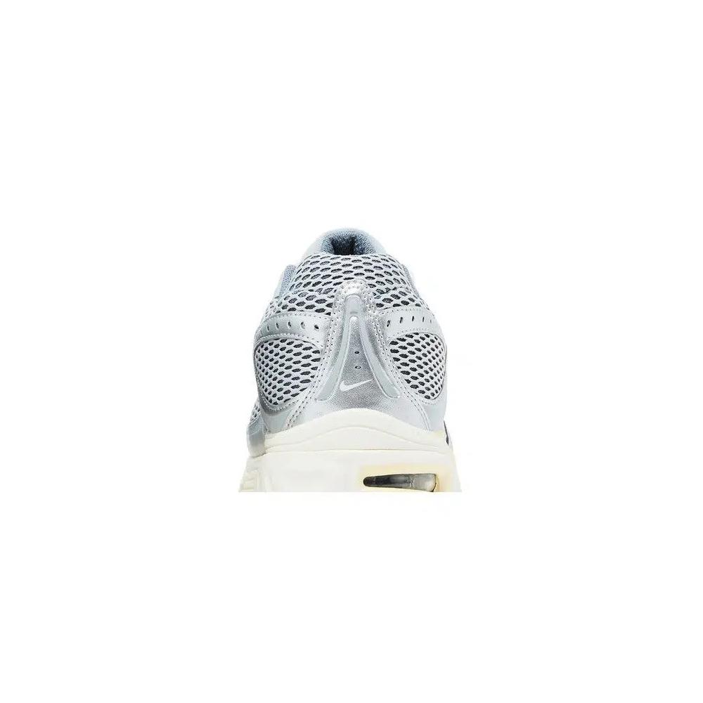 Кроссовки Nike Air Max Moto 2K 'Light Smoke Grey Metallic Silver' 8