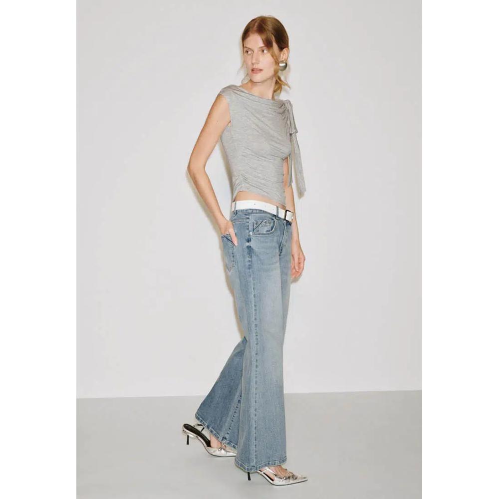 Асимметричная футболка с открытым плечом, завязкой сбоку и ребристой текстурой 5