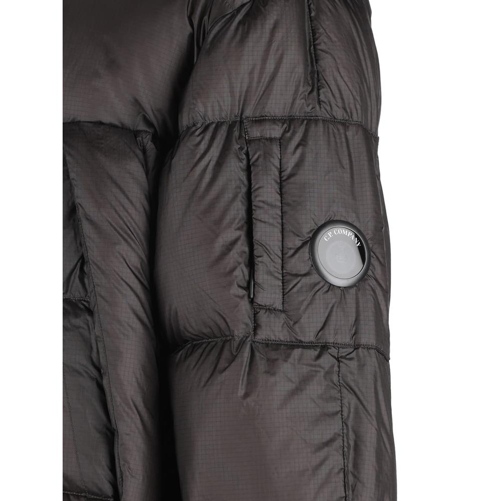 Goggle-detail quilted jacket 4