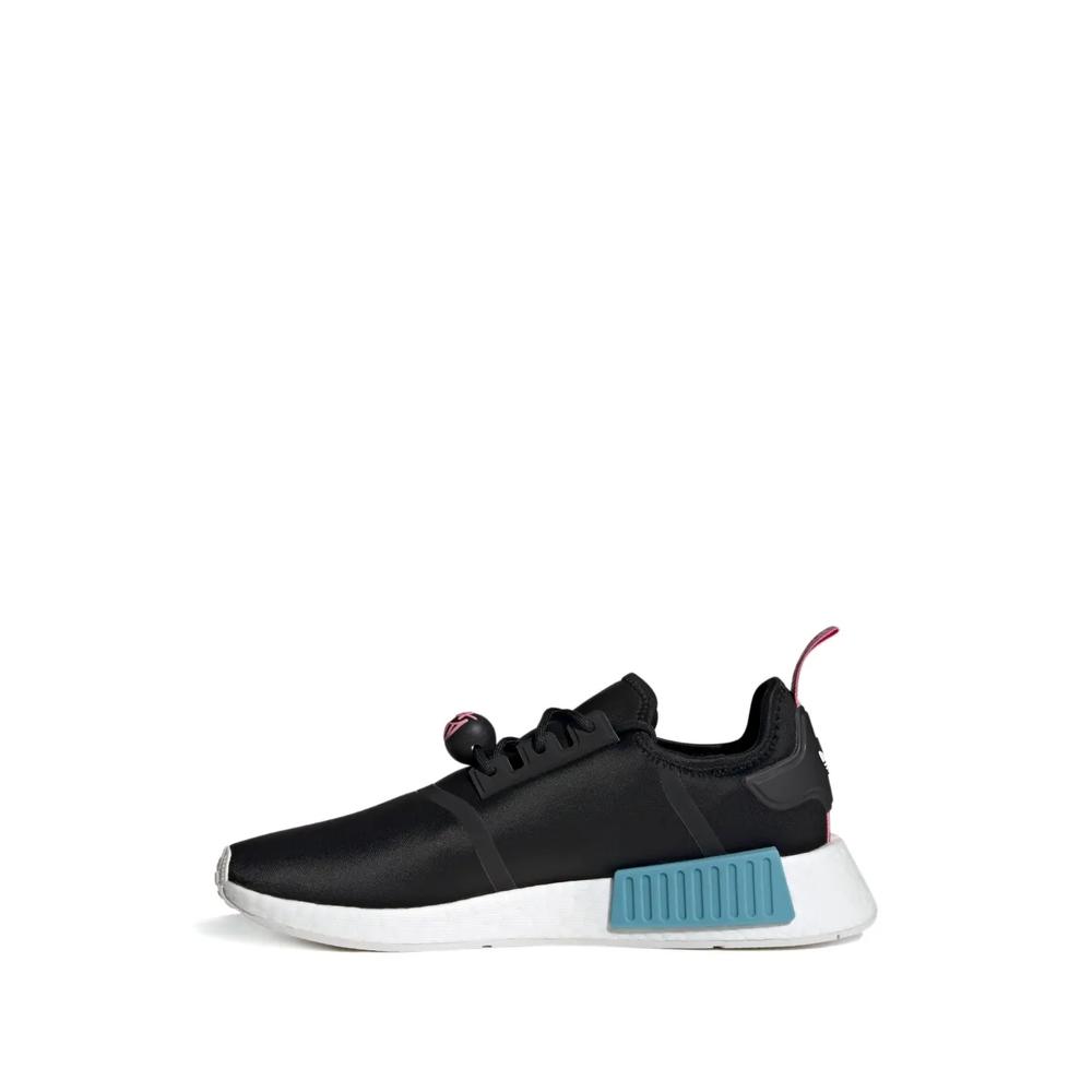 Кроссовки NMD R1 Love Union из коллаборации с André Saraiva 2