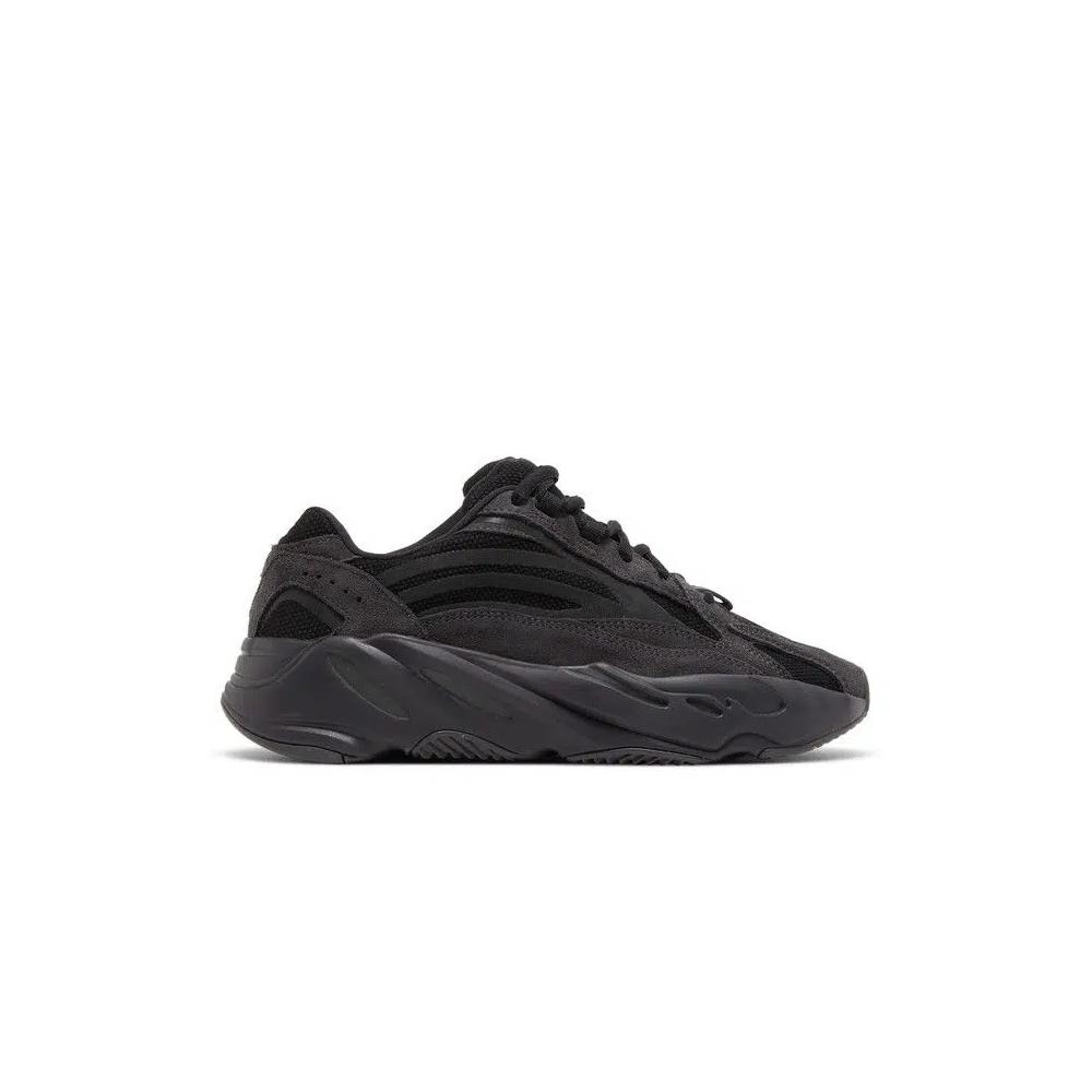 Кроссовки adidas Yeezy Boost 700 V2 'Vanta' 1
