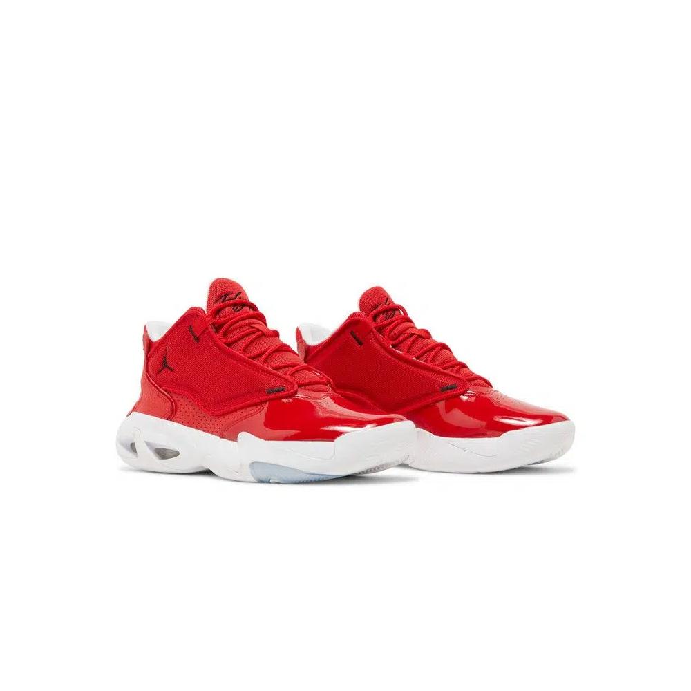 Кроссовки Air Jordan Max Aura 4 'University Red' 8