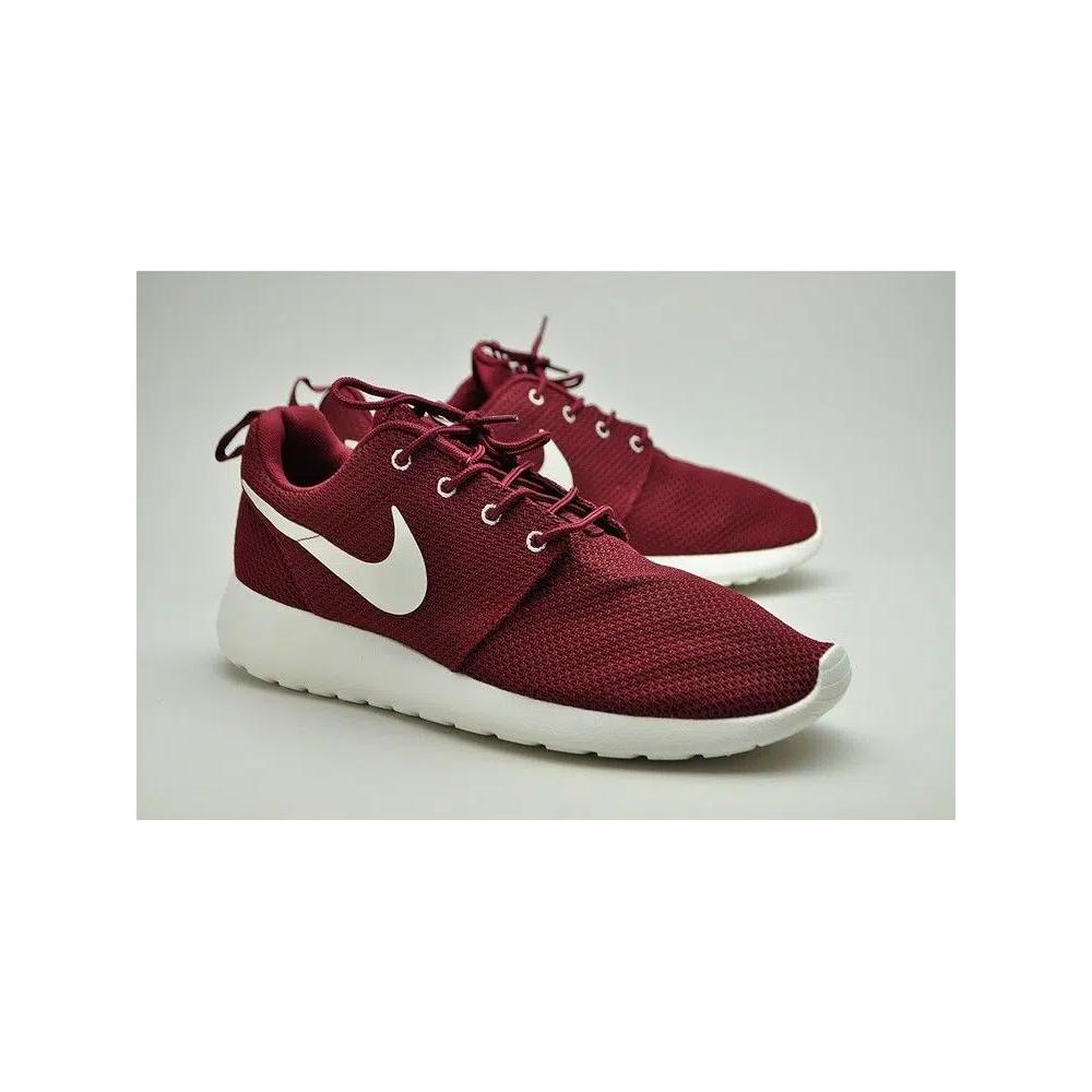 Бутсы Nike Rosherun 'Team Red' 1