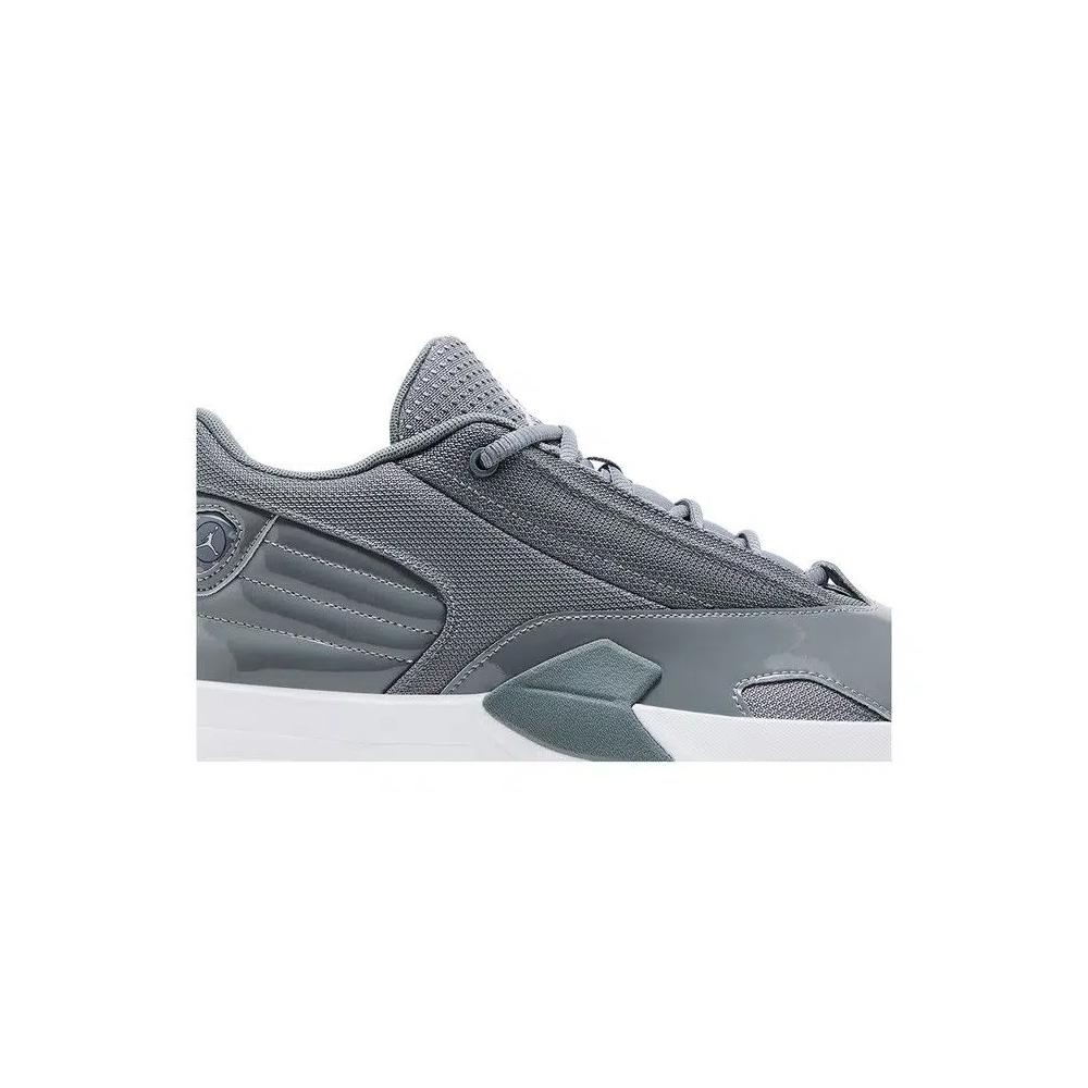 Кроссовки Lifestyle Air Jordan Max Aura 6 «Cool Grey» 2