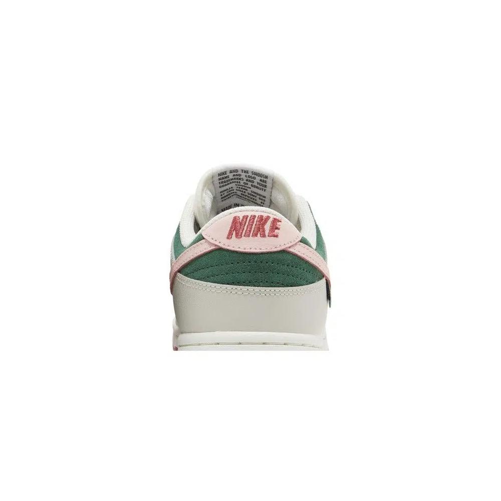 Кроссовки Nike Wmns Dunk Low SE 'All Petals United' 7