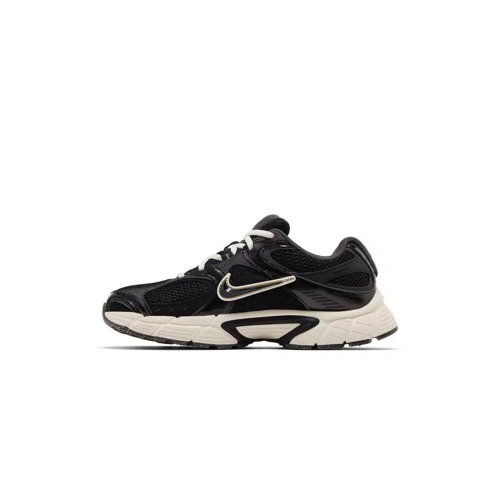 Кроссовки Nike V5 RNR 'Jackie Robinson Day' 3