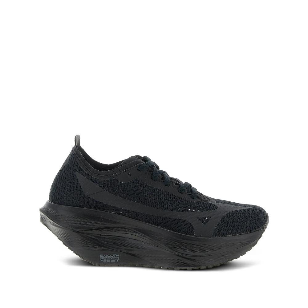 Кроссовки Wave Rebellion Pro 3 из коллаборации с Mizuno 1