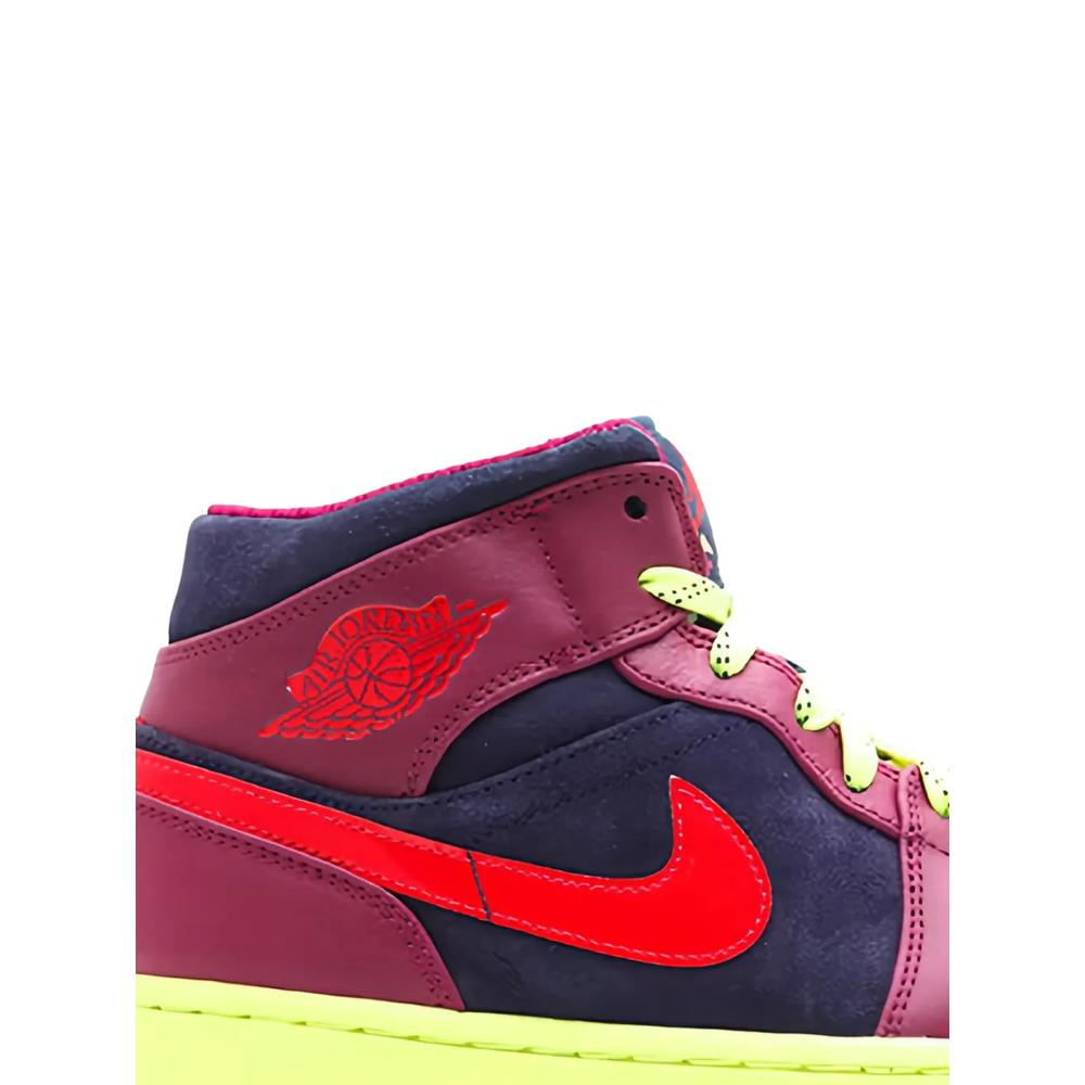 Кроссовки Air Jordan 1 Mid Year of the Snake 2
