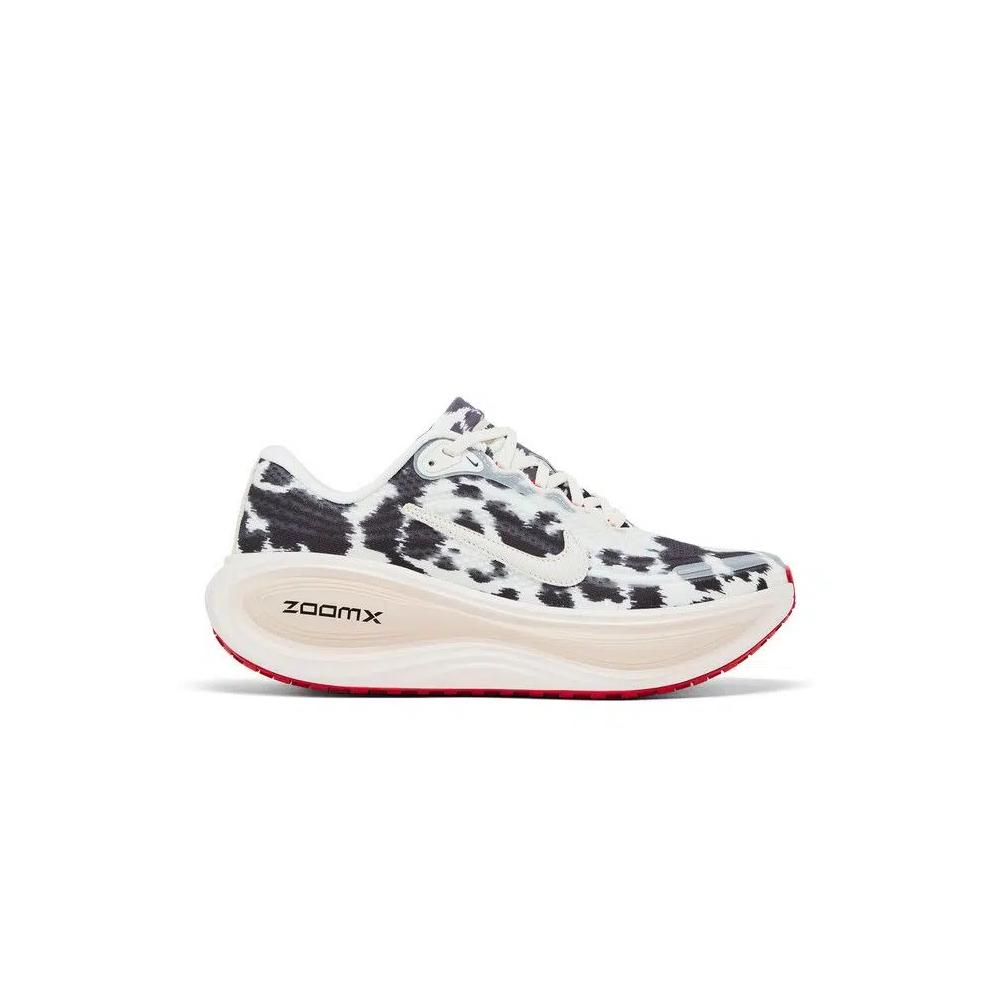 Кроссовки Nike Vomero Plus «Cow Print Red» 1