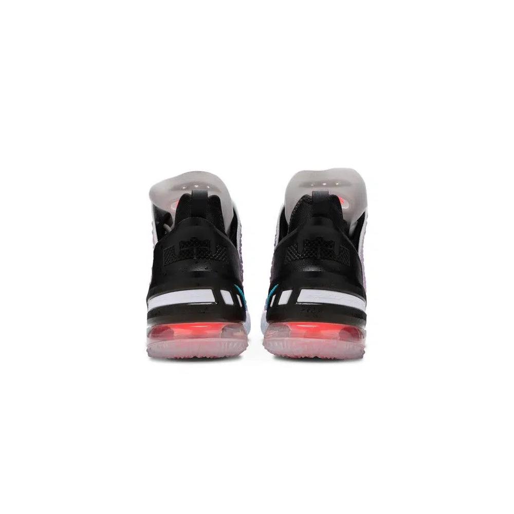 Кроссовки Nike LeBron 18 'Graffiti' 6